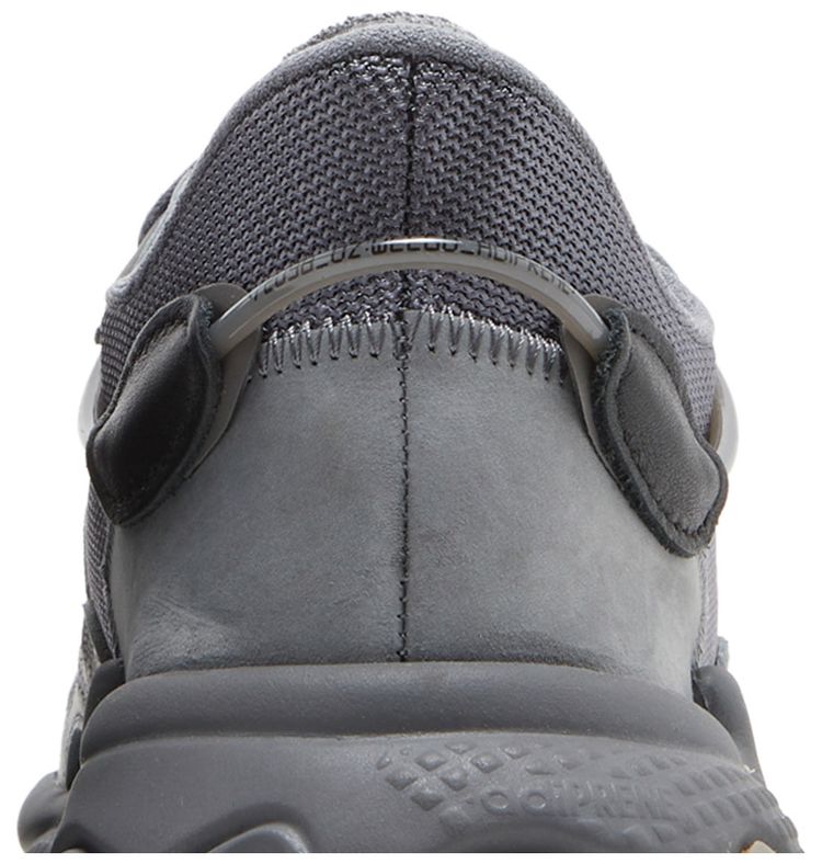 Ozweego Grey Gum