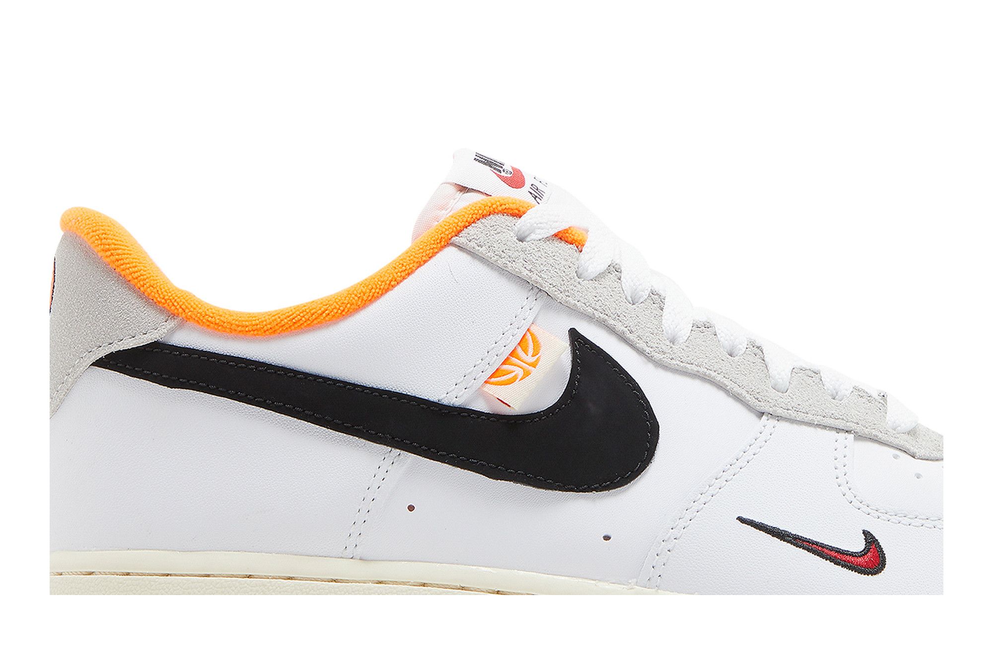 Nike air force 1 7 lv8 white black & total orange hotsell
