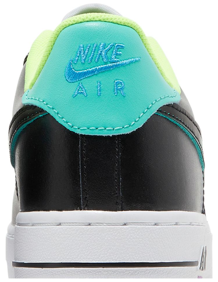 Nike Air Force 1 LV8 GS Graffiti