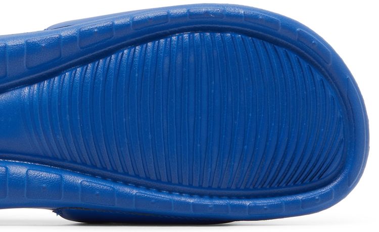 Victori One Slide Game Royal