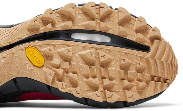 Flintstones Meet Jetsons x Reebok Zig Kinetica 2 Edge Pursuit Pink