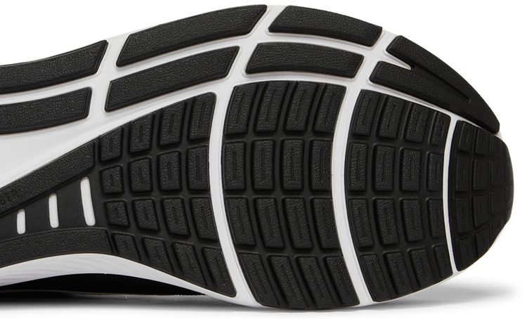 Air Zoom Structure 24 Black White