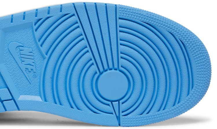 Air Jordan 1 Mid SE University Blue