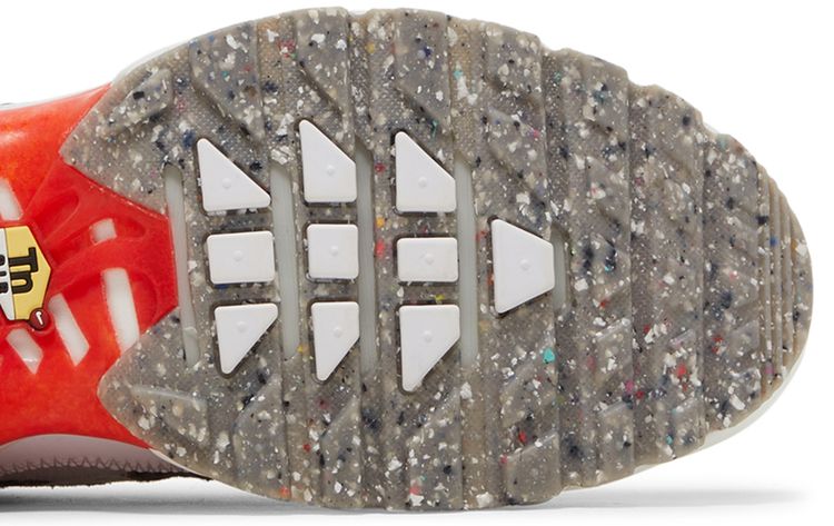 Nike Air Max Plus Essential Crater   Photon Dust