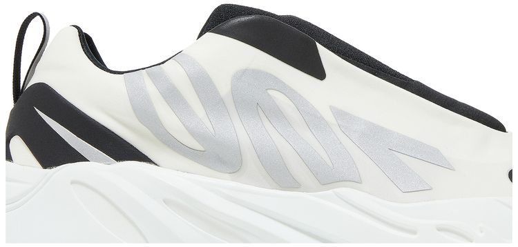 Adidas Yeezy Boost 700 MNVN Laceless Analog