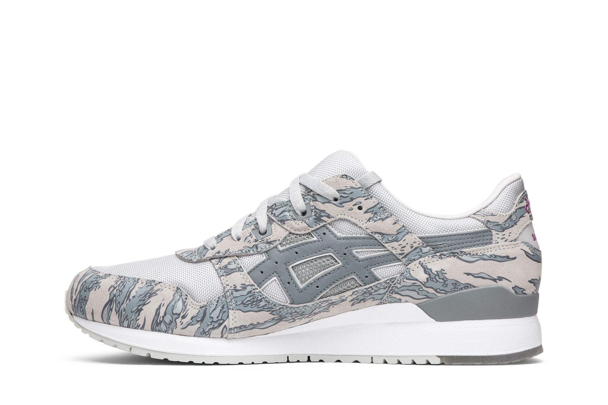 Gel-Lyte III ASICS ×Atmos ×Solebox Solebox x Atmos x Asics Gel Lyte III Tiger Camo Review