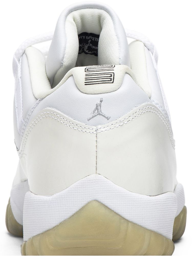 Air Jordan 11 Retro Low White Light Zen Grey