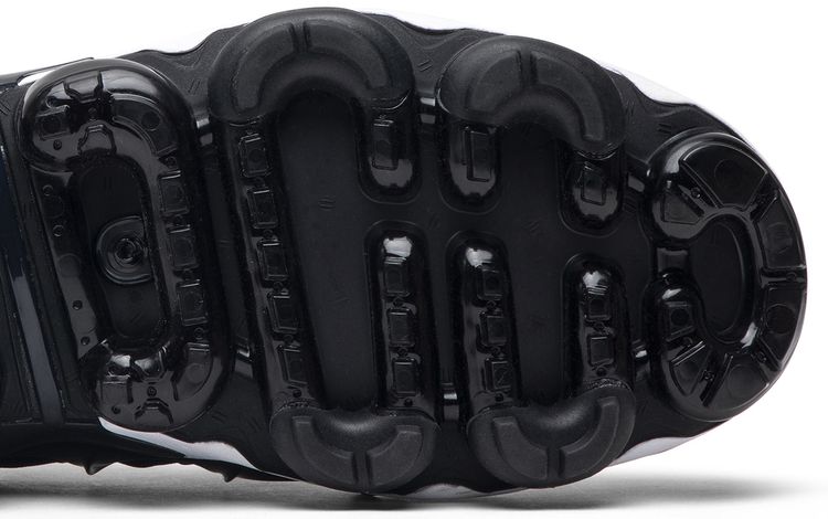 Nike Air VaporMax Plus Overbranding