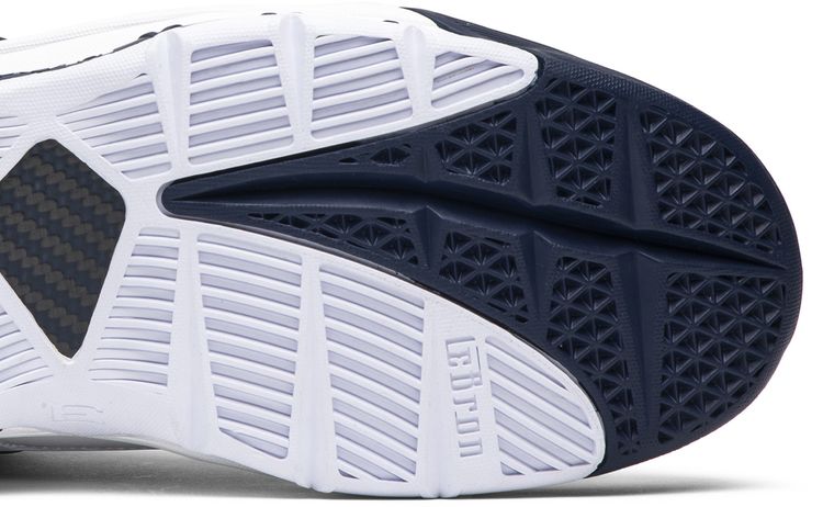 Zoom LeBron 3 Retro Midnight Navy
