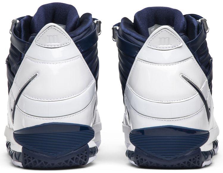 Zoom LeBron 3 Retro Midnight Navy