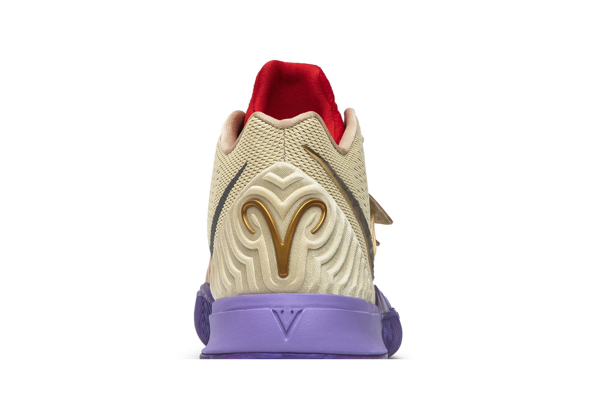 Kyrie 5 special box top