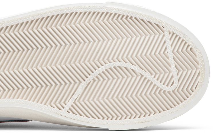 Nike Blazer Mid 77 Vintage Habanero Red