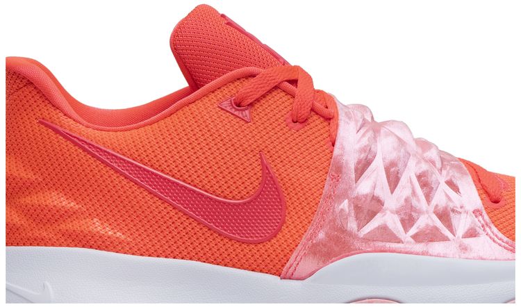 Nike Kyrie Low Hot Punch