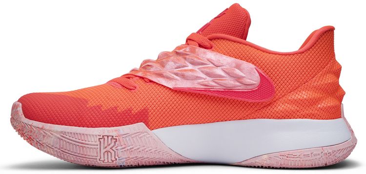 Nike Kyrie Low Hot Punch