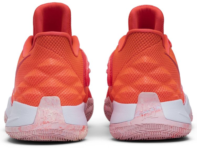 Nike Kyrie Low Hot Punch