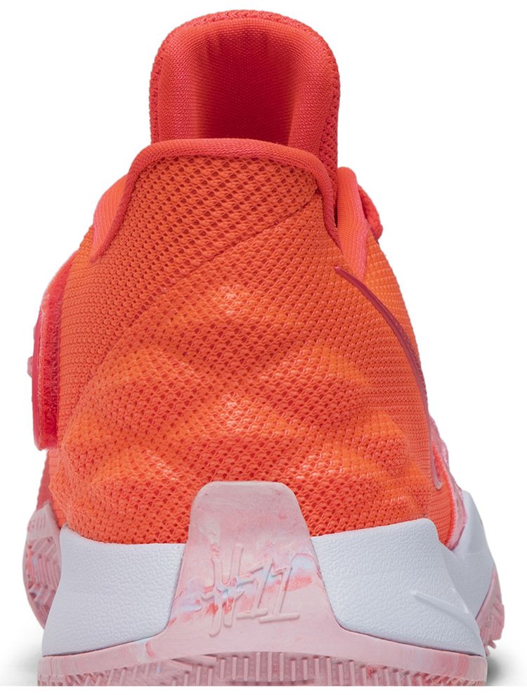Nike Kyrie Low Hot Punch