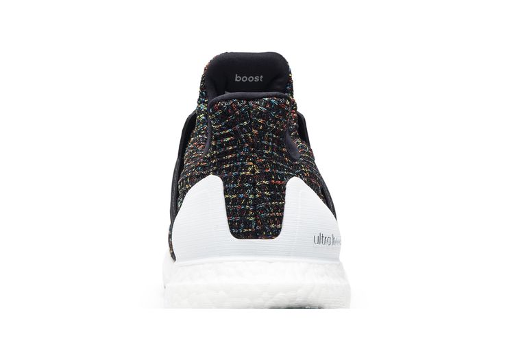 Buy Adidas UltraBoost 4.0  display picture 3
