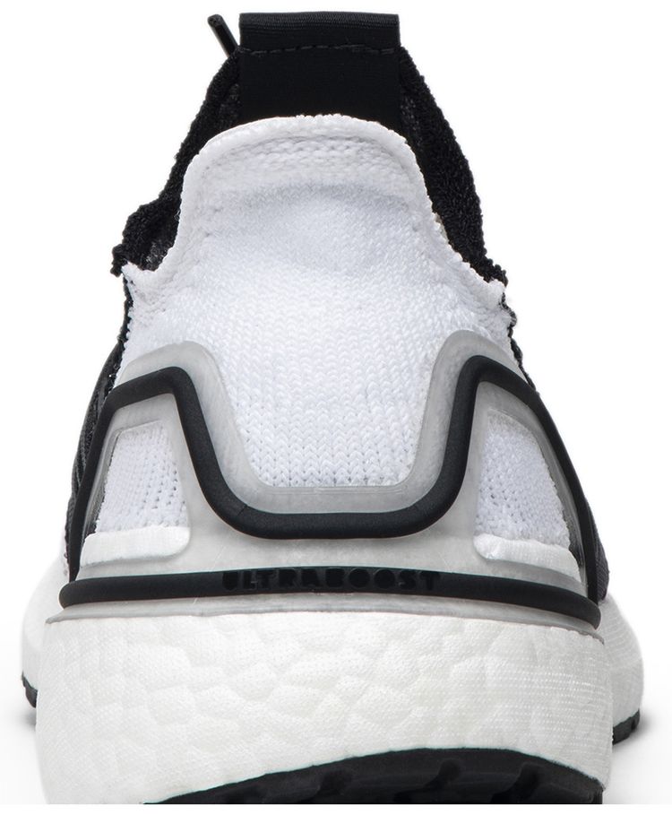 UltraBoost 19 Oreo