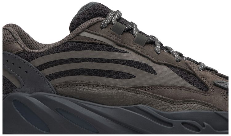 Adidas Yeezy Boost 700 V2 Geode