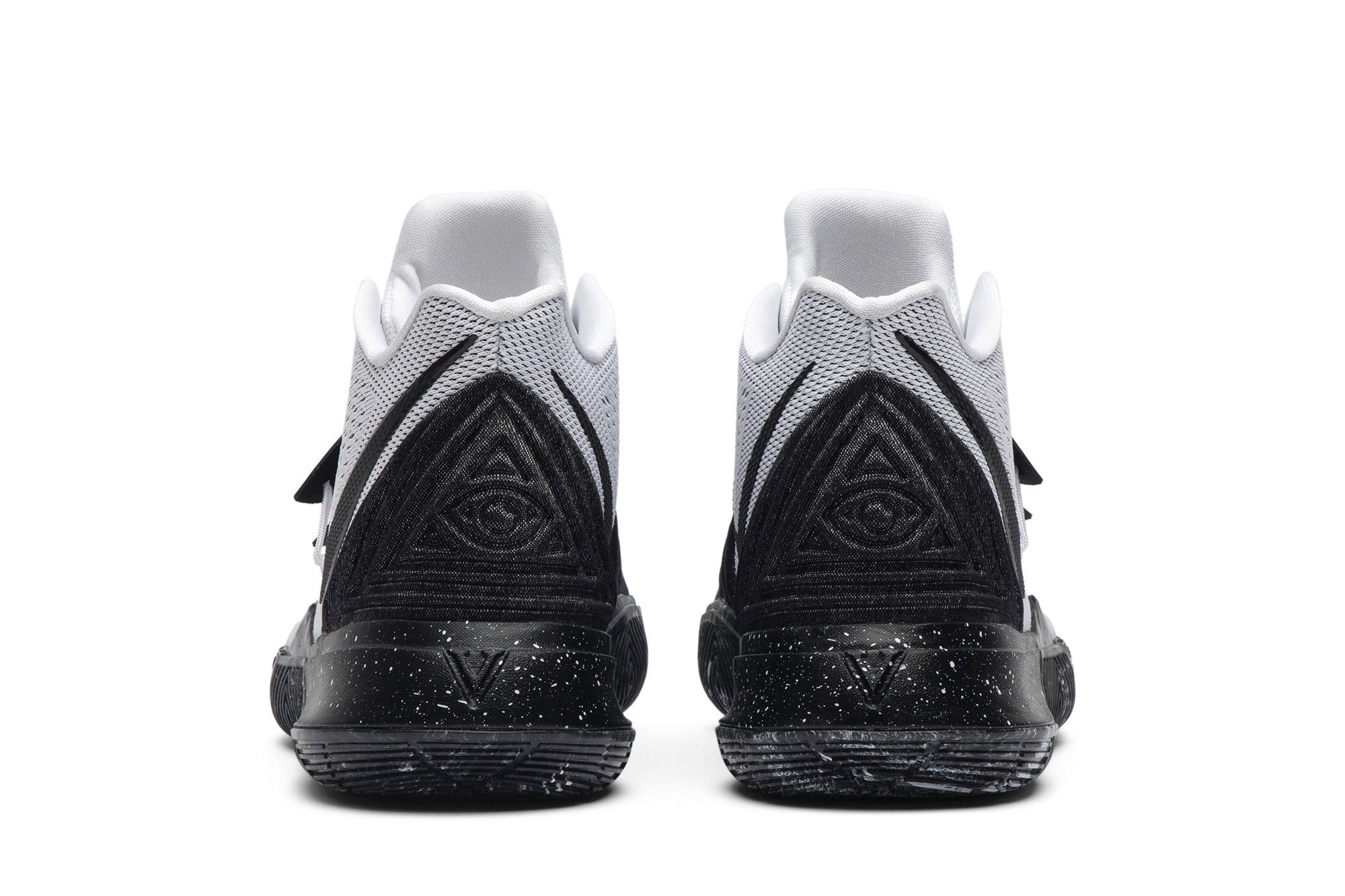 Kyrie 5 oreo sale