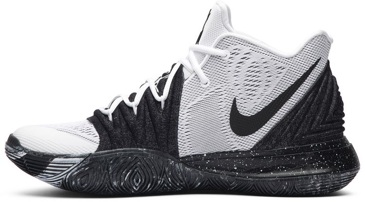 Nike Kyrie 5 Oreo