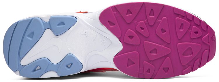 Atmos x Air Max 2 Light QS Logos
