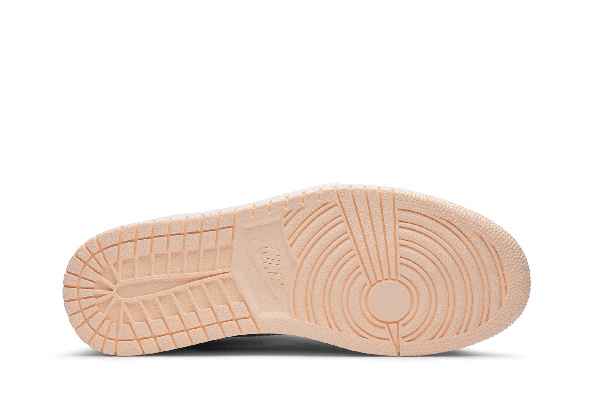 Jordan retro 1 crimson tint grade school clearance