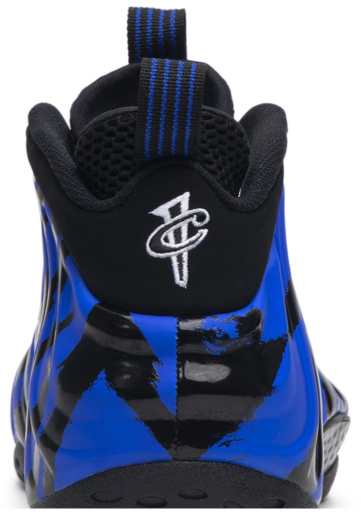 Nike Air Foamposite One Tiger Stripes