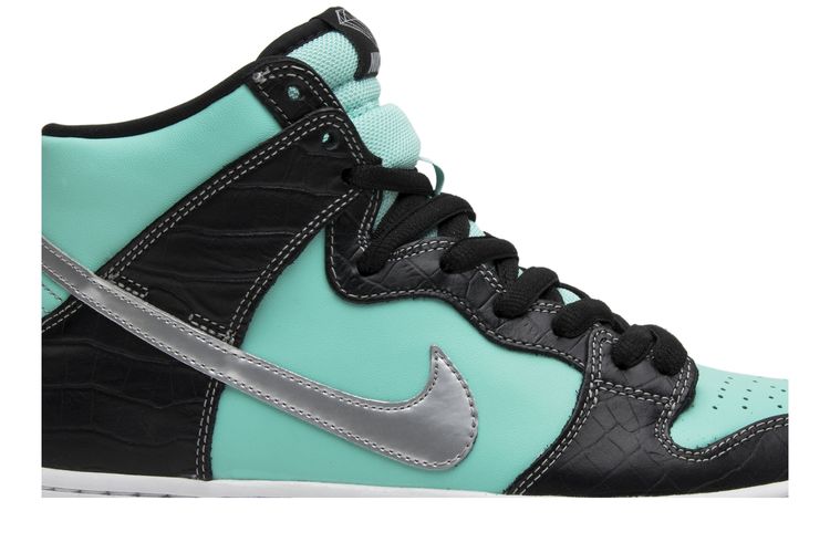 Buy Diamond Supply x Nike Dunk High Premium SB 'Tiffany