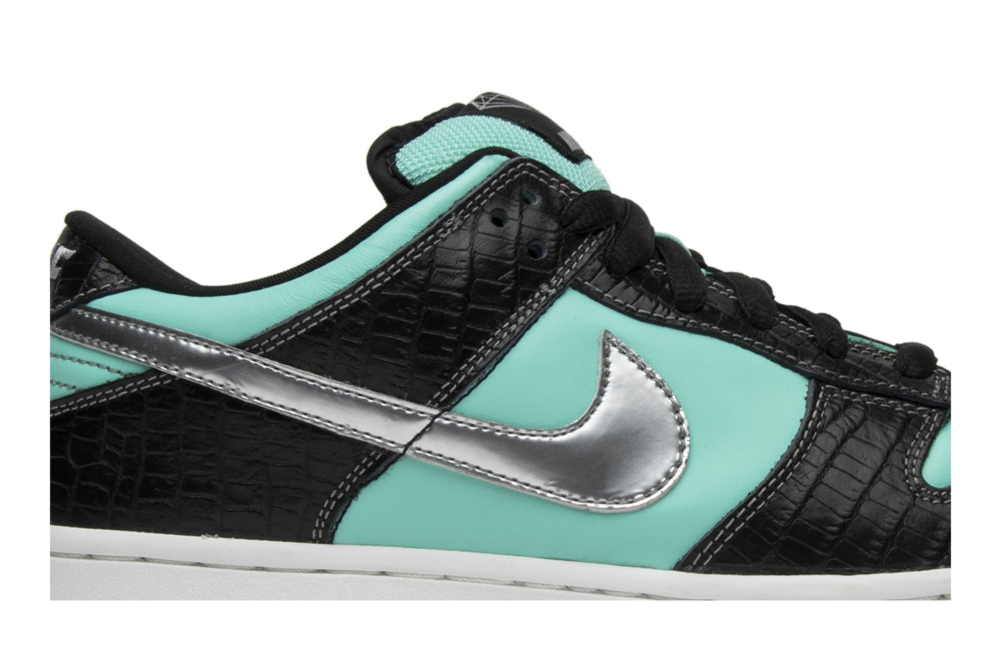 Buy Diamond Supply Co. x Dunk Low Pro SB Tiffany 304292 402 GOAT CA