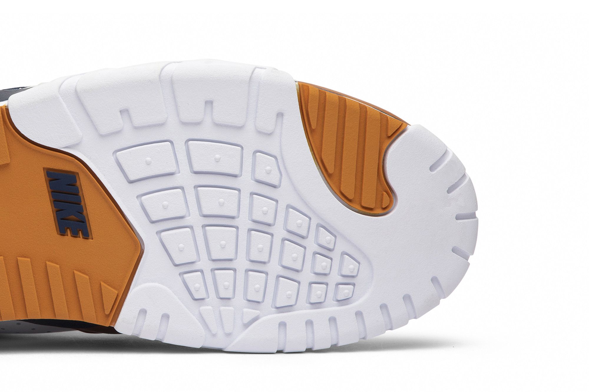 Nike air trainer max 36 medicine ball new arrivals