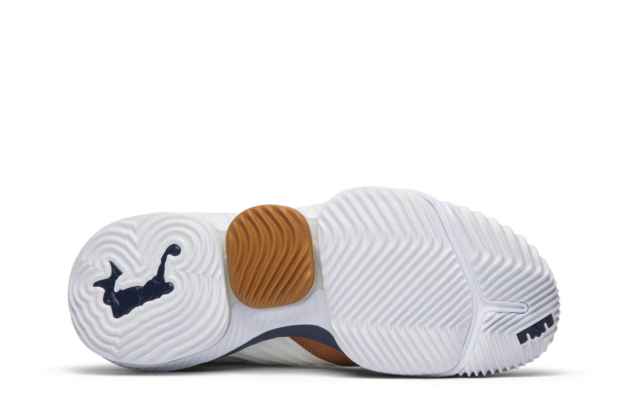 Lebron 16 trainer medicine ball hotsell