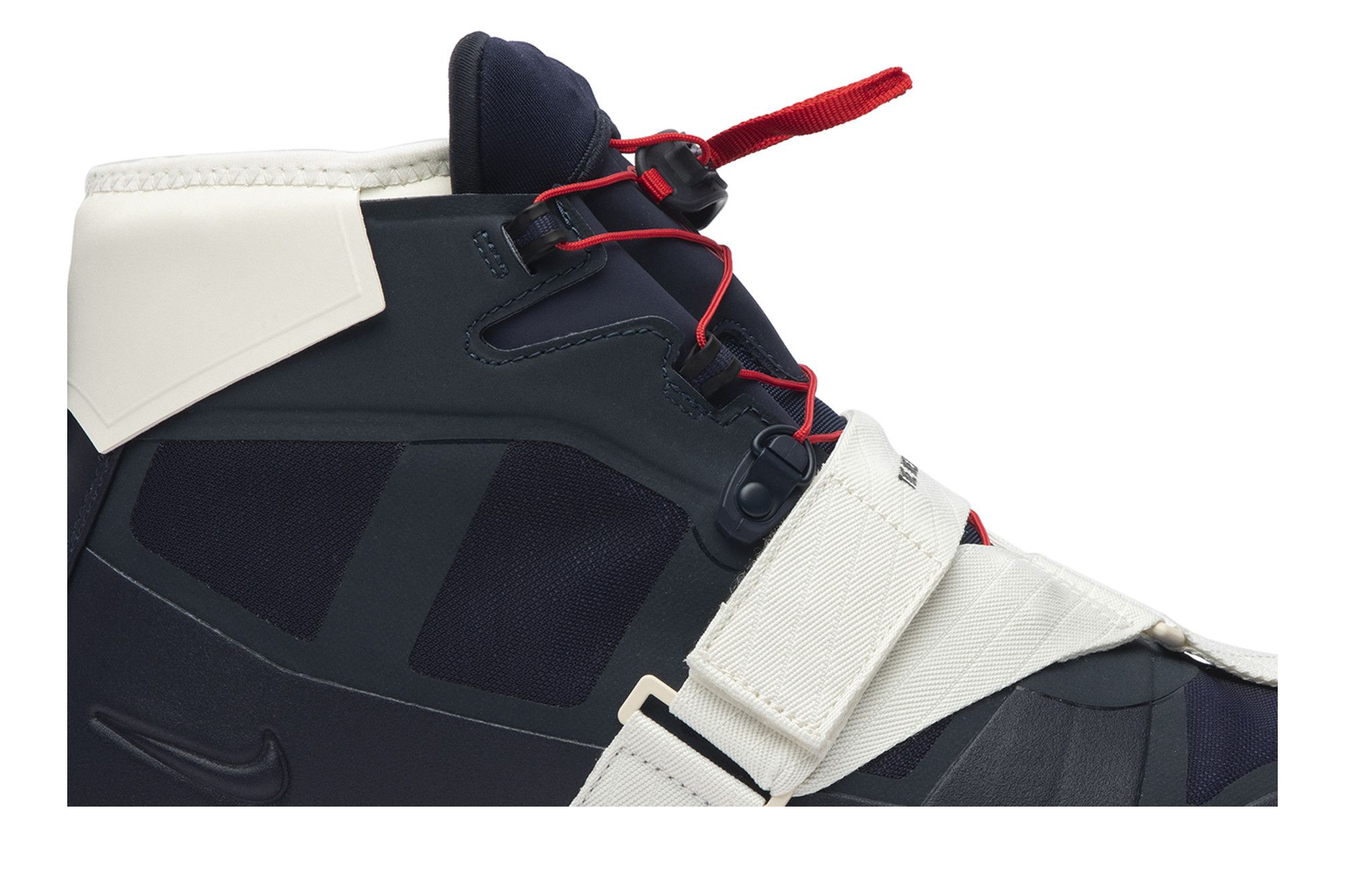 Buy Undercover x SFB Mountain Obsidian Red BV4580 400 GOAT