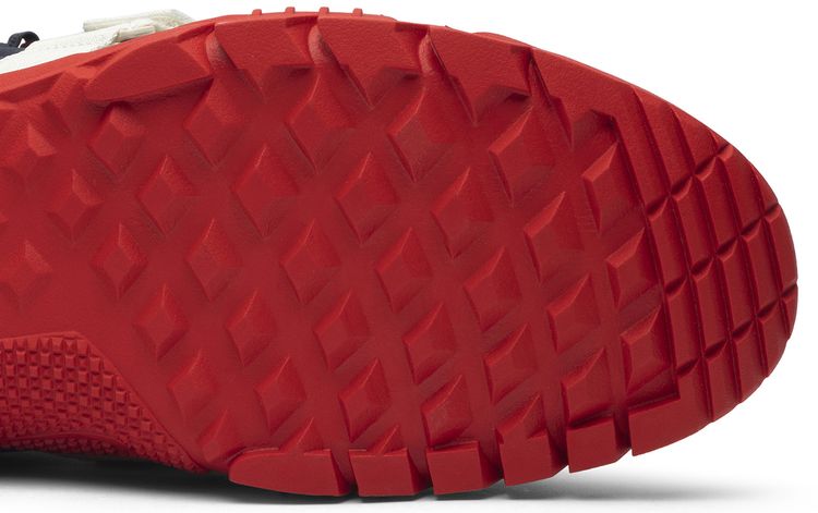 Undercover x Nike SFB Mountain Obsidian Red