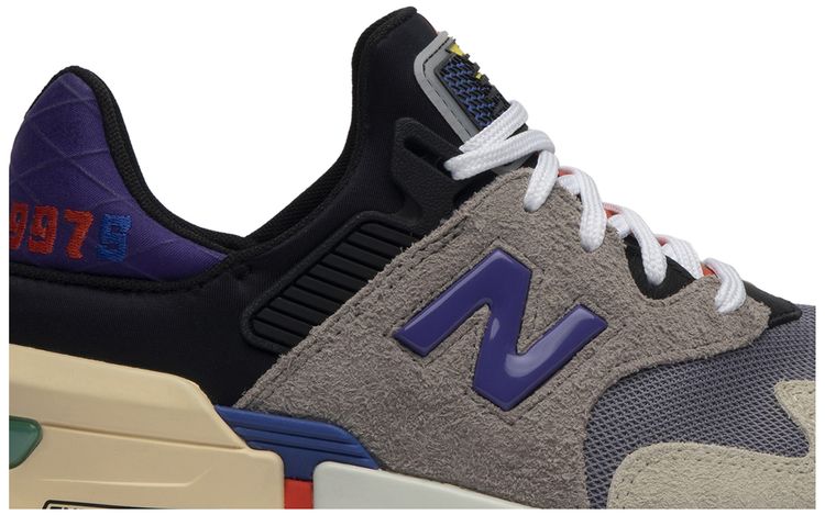 Bodega x 997S No Days Off