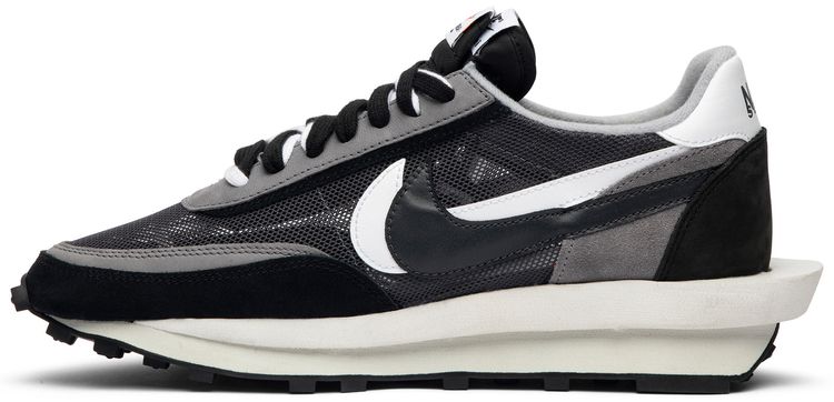 sacai x LDWaffle Black