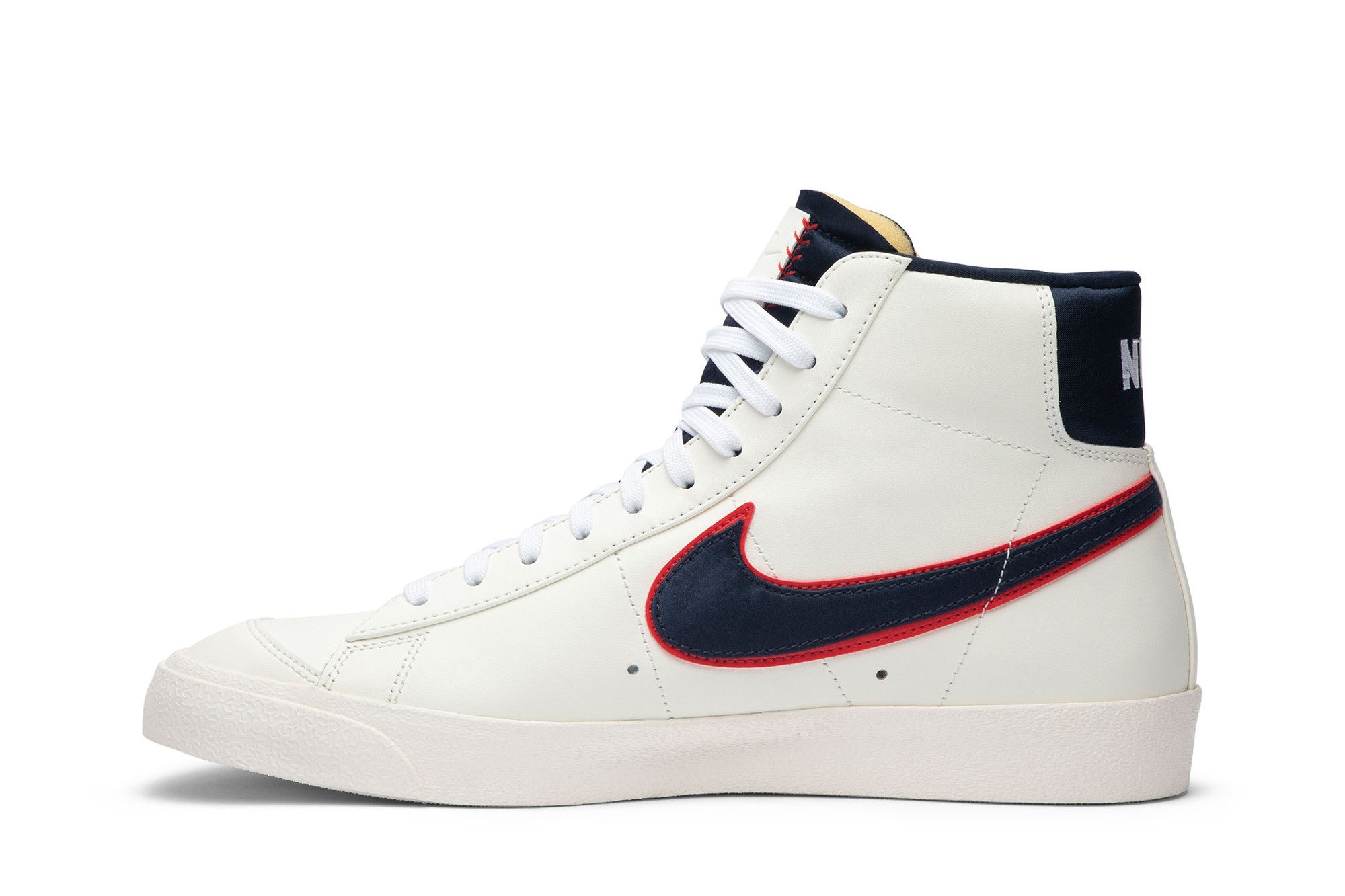 Nike blazer mid 77 chicago pride sale