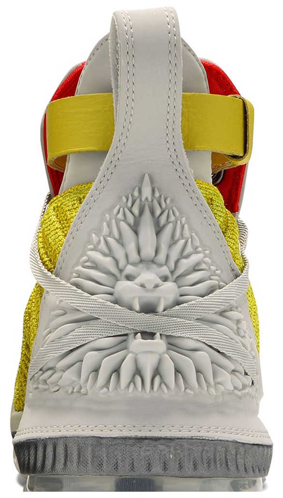 HFR x LeBron 16 Harlem Stage