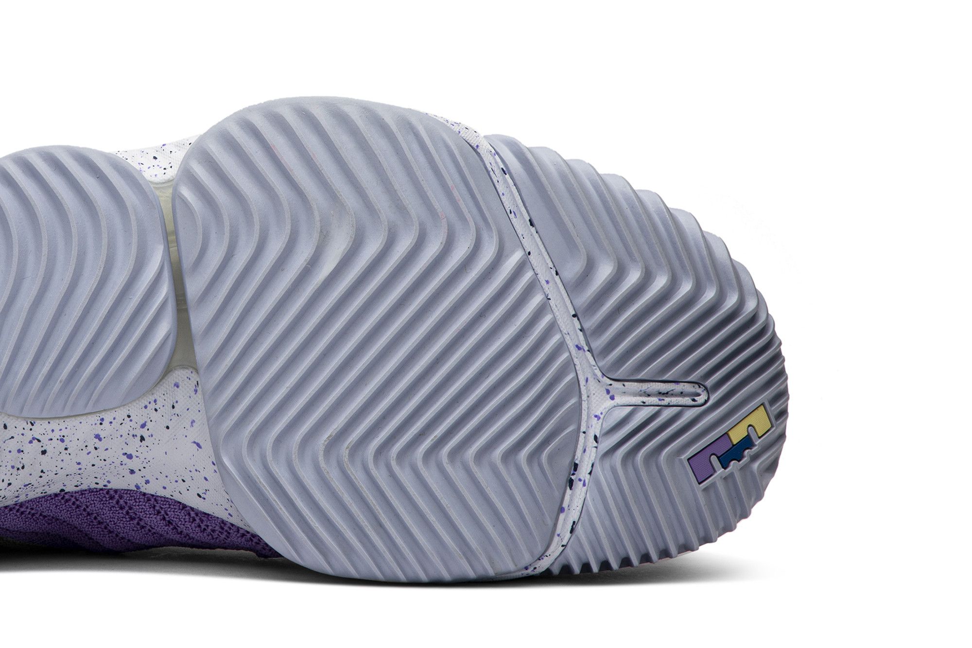 Lebron 16 traction clearance