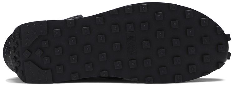 Undercover x Wmns Daybreak Black Sail