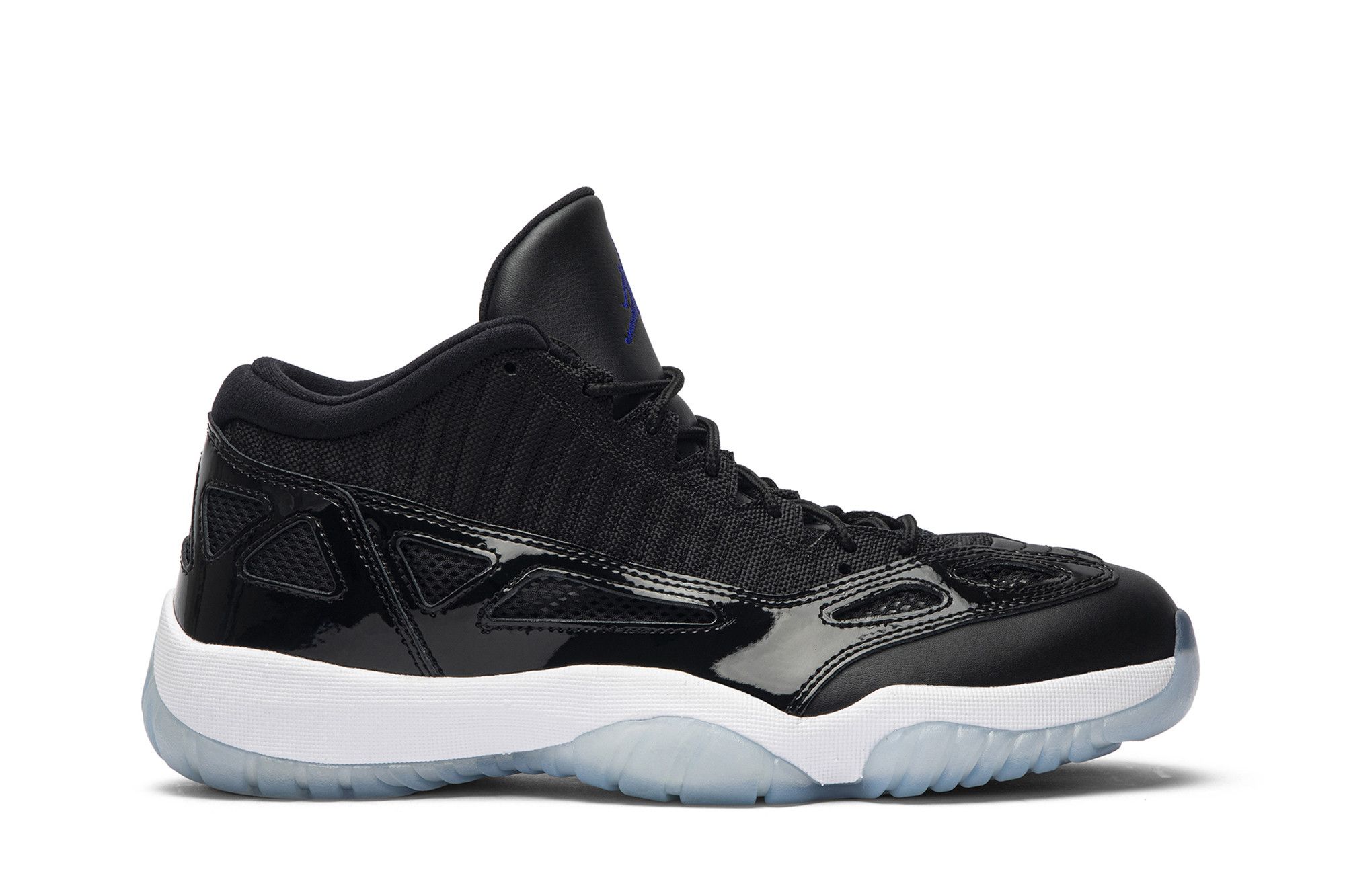 【お得限定品】AIR JORDAN 11 RETRO IE LOW エアジョーダン　11 スニーカー