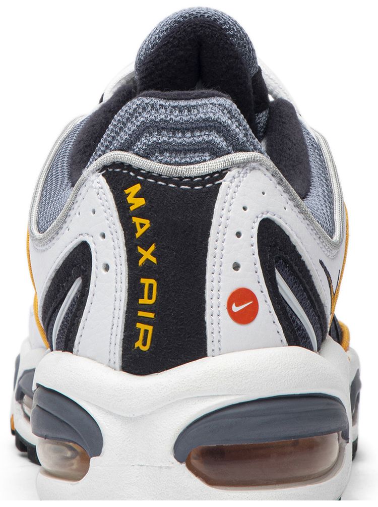 Nike Air Max Tailwind 4 Metro Grey