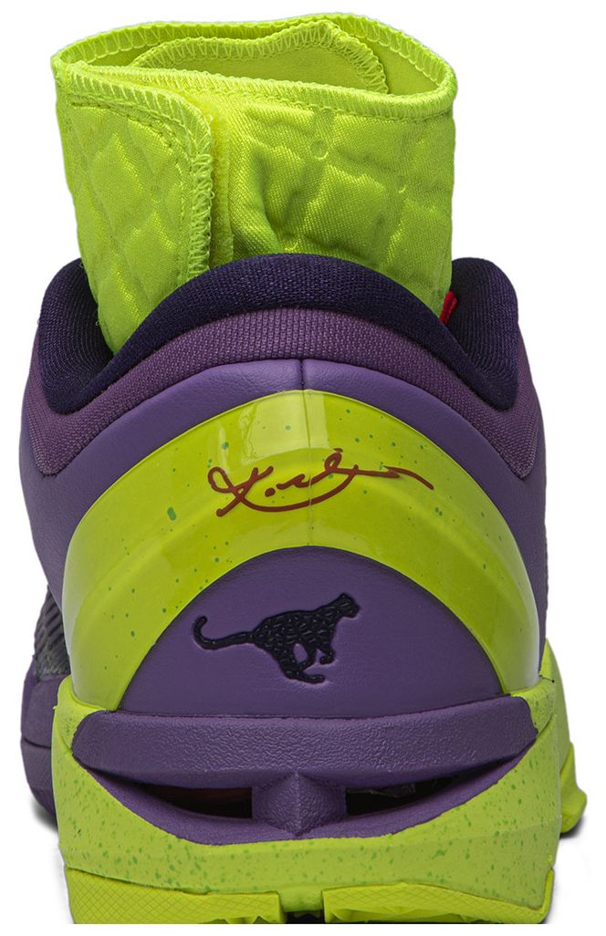 Nike Zoom Kobe 7 Supreme Christmas