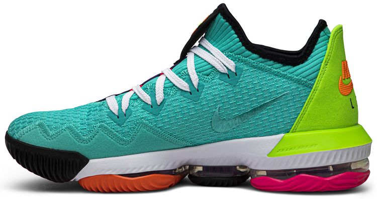 Nike LeBron 16 Low Air Max Trainer 2