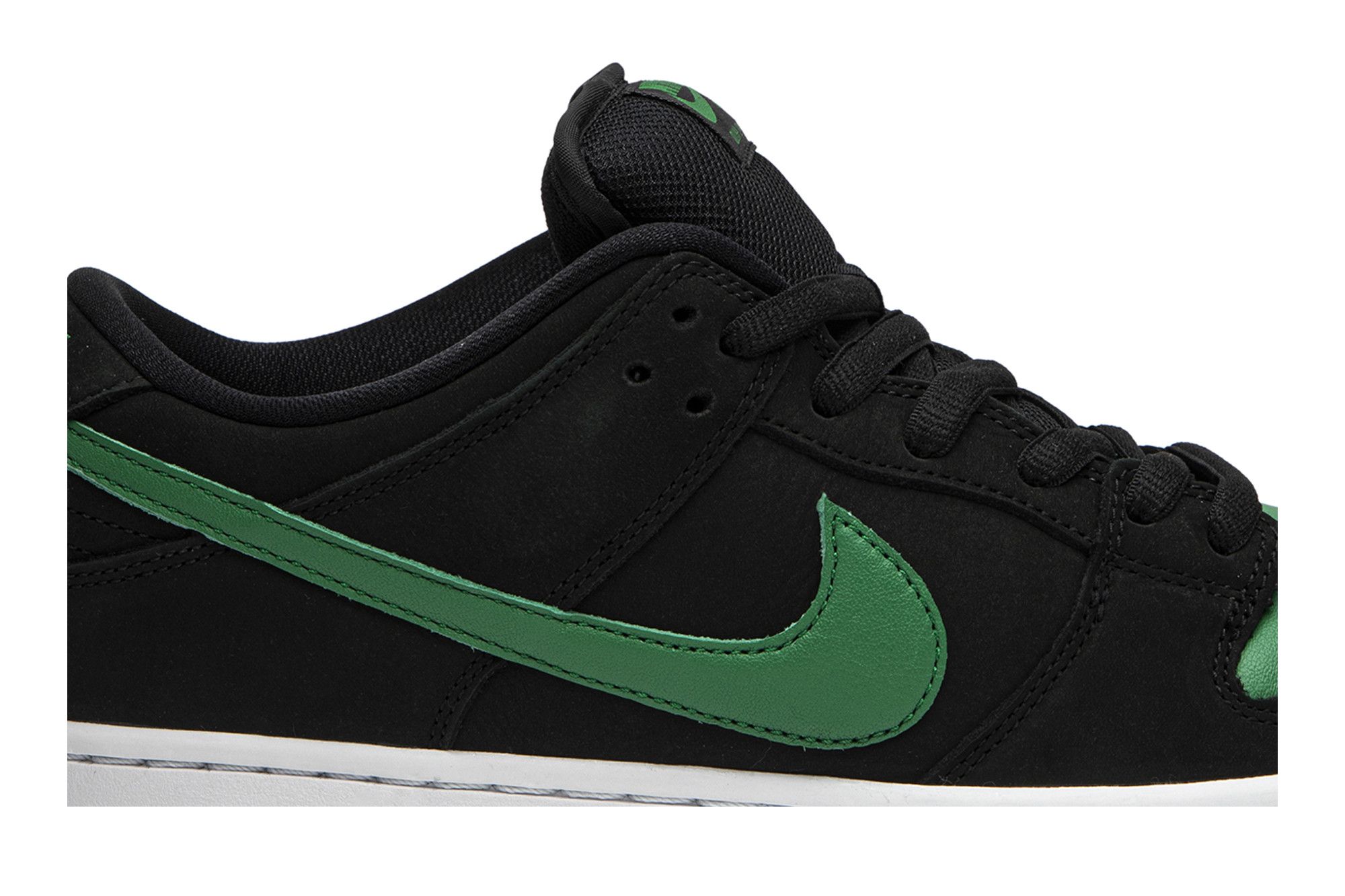 Size 4.0 Dunk Low Pro SB Black Pine