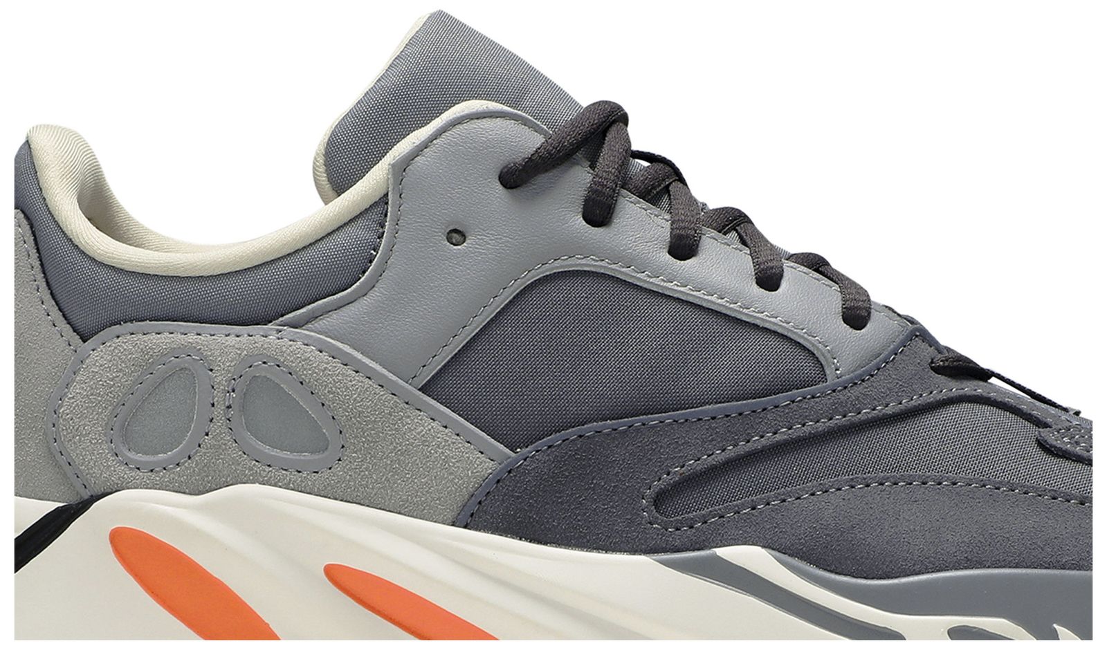 yeezy boost 700 amazon