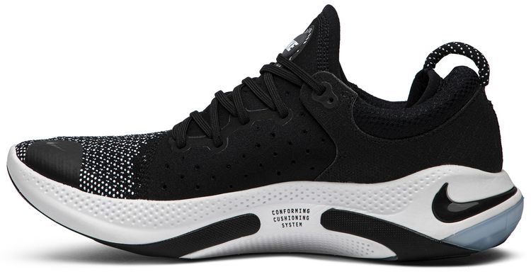 Nike Joyride Run Flyknit Oreo