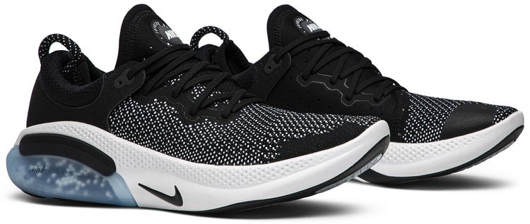 Nike Joyride Run Flyknit Oreo
