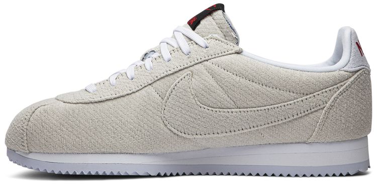 Stranger Things x Nike Classic Cortez QS Upside Down