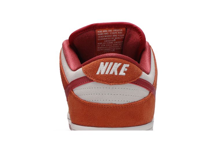 Buy Nike Dunk Low Pro SB  display picture 2